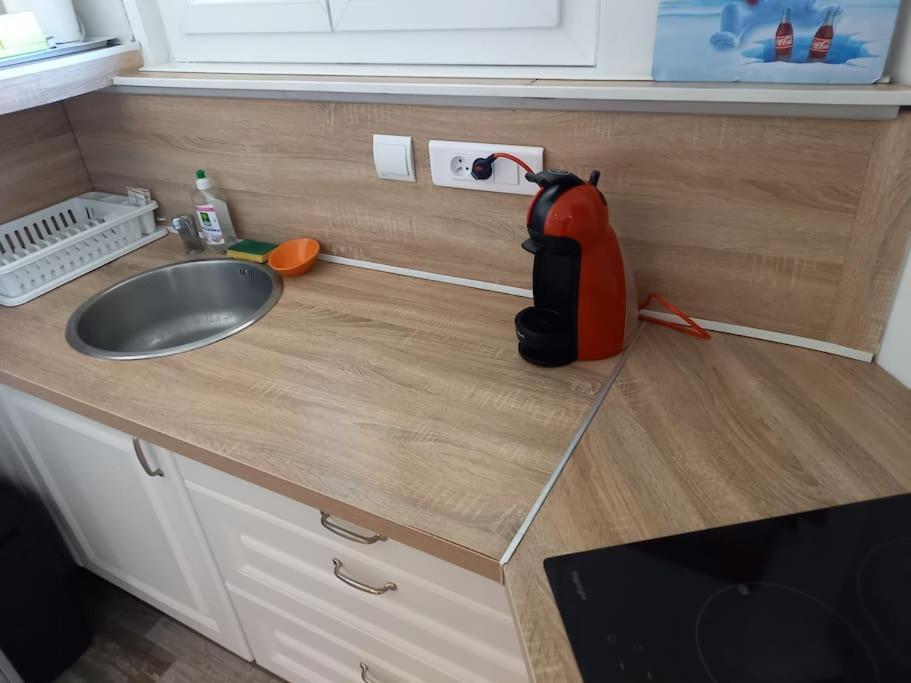 Cosy T2, Meuble De Tourisme 3 Etoiles, Parking Ferme , 2Velos, Wi-Fi Narbonne Eksteriør bilde