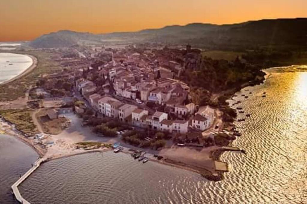 Cosy T2, Meuble De Tourisme 3 Etoiles, Parking Ferme , 2Velos, Wi-Fi Narbonne Eksteriør bilde