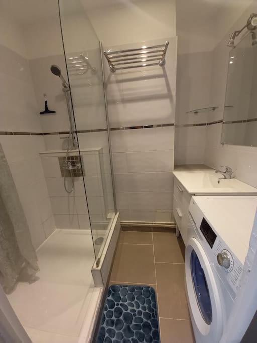 Cosy T2, Meuble De Tourisme 3 Etoiles, Parking Ferme , 2Velos, Wi-Fi Narbonne Eksteriør bilde