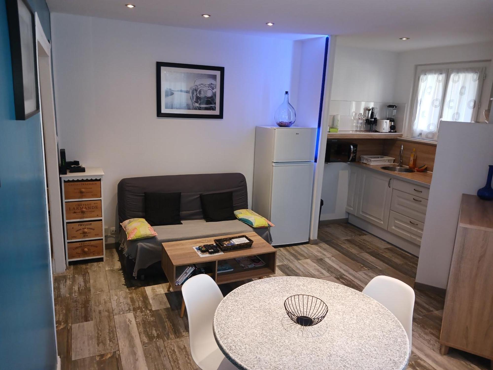 Cosy T2, Meuble De Tourisme 3 Etoiles, Parking Ferme , 2Velos, Wi-Fi Narbonne Eksteriør bilde